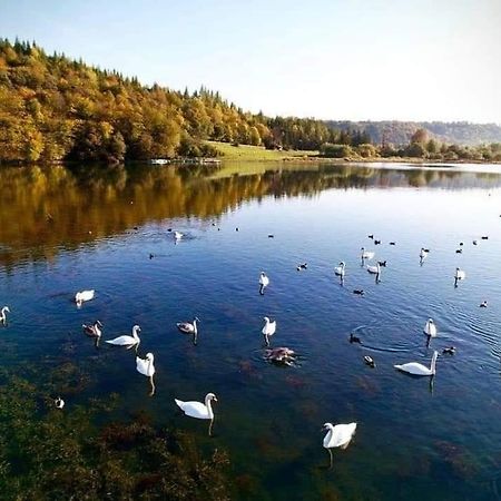Domki Solina Roza Wiatrow ภายนอก รูปภาพ